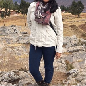 Women’s Hooded Ivory Jacket Size M